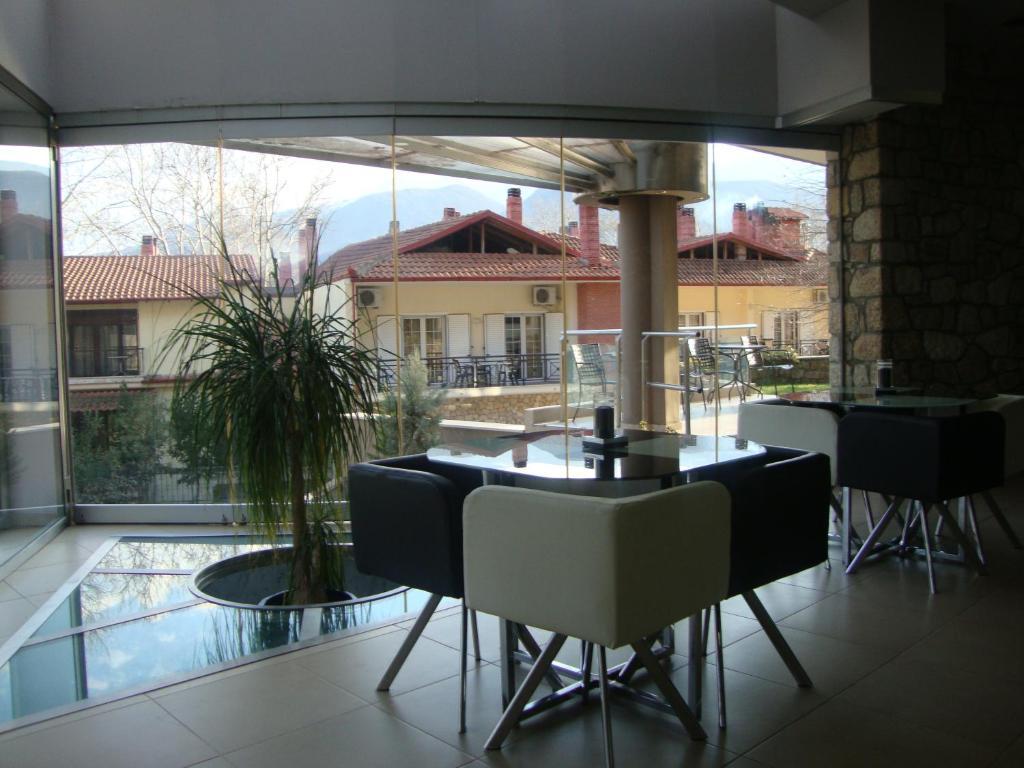 Nymfes Hotel Loutraki  Bagian luar foto